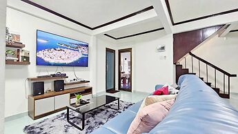 GRETA VILLA  Nakluea18