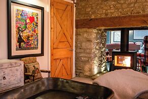 Stunning 6 BB Cottage & Annexe