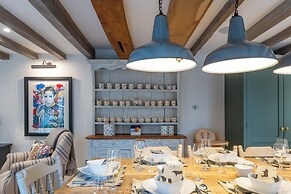 Stunning 6 BB Cottage & Annexe