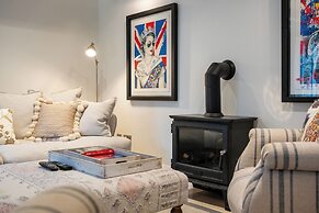 Stunning 6 BB Cottage & Annexe