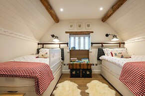 Stunning 6 BB Cottage & Annexe