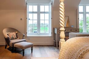 Stunning 6 BB Cottage & Annexe