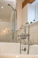 Stunning 6 BB Cottage & Annexe