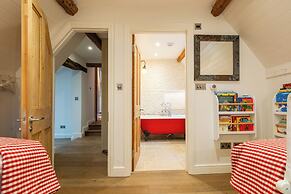 Stunning 6 BB Cottage & Annexe