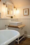 Stunning 6 BB Cottage & Annexe