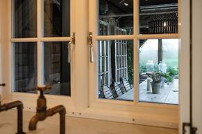 Stunning 6 BB Cottage & Annexe