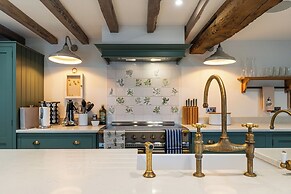 Stunning 6 BB Cottage & Annexe