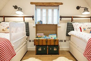 Stunning 6 BB Cottage & Annexe