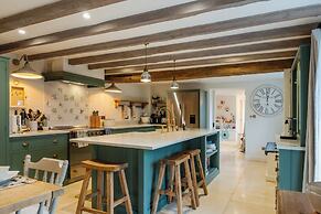 Stunning 6 BB Cottage & Annexe