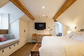 Stunning 6 BB Cottage & Annexe