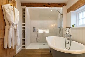 Stunning 6 BB Cottage & Annexe