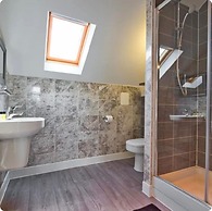 Modern Townhouse in Peterborough