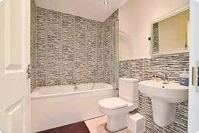 Modern Townhouse in Peterborough
