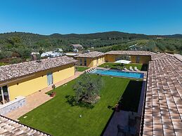 Agriturismo Agricoccinella - Pool&Restaurant