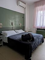 Hotel Plaza Rooms & Coffee - Adults Friendly
