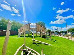 Cleethorpes Beach Holiday Park - Holiday Accommodation 22197