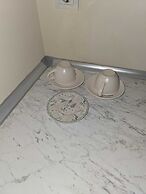 Do Not Disturb Apart Suites