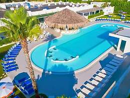 Aura Club Borgo Rio Favara