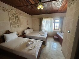 Kasr-i Ahenk Konaği