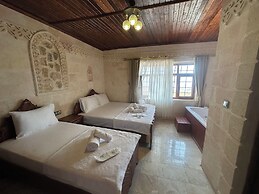 Kasr-i Ahenk Konaği