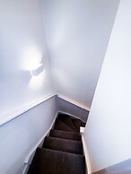 2 Bed Flat - Sleeps 4 - Parking - Wifi