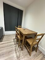 London 1 bed Luxe Flat Ilford Beautiful