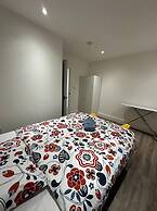 London 1 bed Luxe Flat Ilford Beautiful