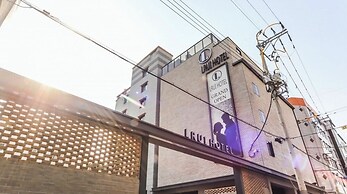 Lrui Motel
