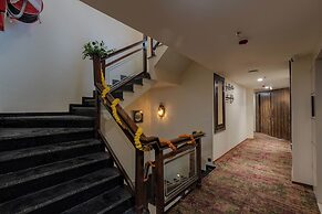 HOTEL TGR
