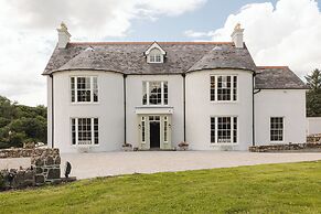 Moore Lodge