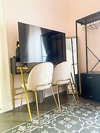 Flame B&B - Elegant Rooms