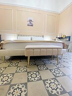 Flame B&B - Elegant Rooms