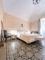 Flame B&B - Elegant Rooms