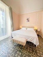 Flame B&B - Elegant Rooms