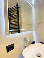 Flame B&B - Elegant Rooms