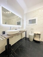 Flame B&B - Elegant Rooms