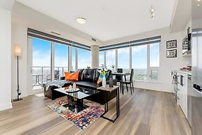 Newly Built Modern Condo With Stunning City Views