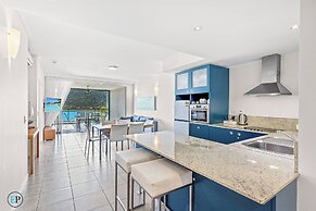 Whitsunday's, spa Bath, Beach, Marina, Infinity Pool, Restaurant