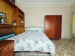 Charming 3 Bedroom Home Longer Stay Discount