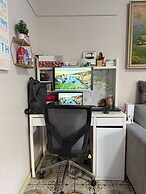Charming 3 Bedroom Home Longer Stay Discount
