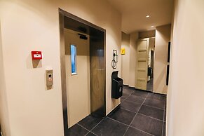 Noah Gate Hotel & Suites