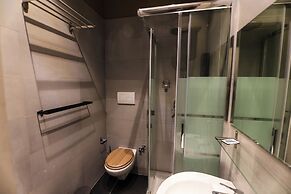 Noah Gate Hotel & Suites