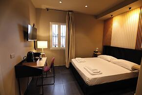 Noah Gate Hotel & Suites