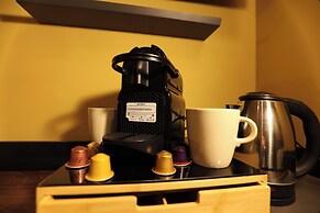 Noah Gate Hotel & Suites