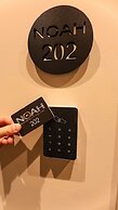 Noah Gate Hotel & Suites