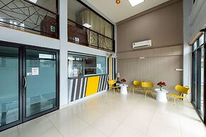 Riski Residence Bangbuathong