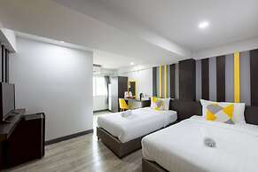 Riski Residence Bangbuathong