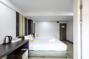 Riski Residence Bangbuathong