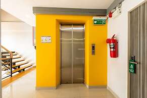 Riski Residence Bangbuathong