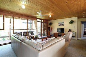 Chloe's Cabin Accommodation